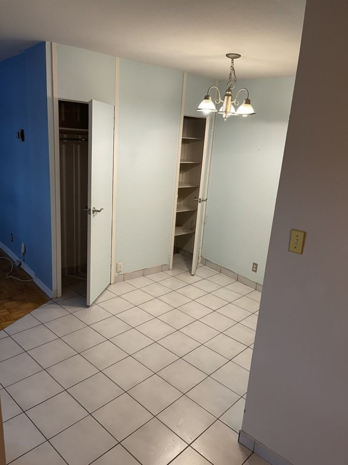 7400 Sherbrooke St W - Photo 3 of 8