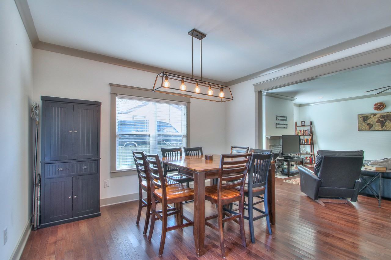 1422A Huffine St #1 - Photo 7 of 44