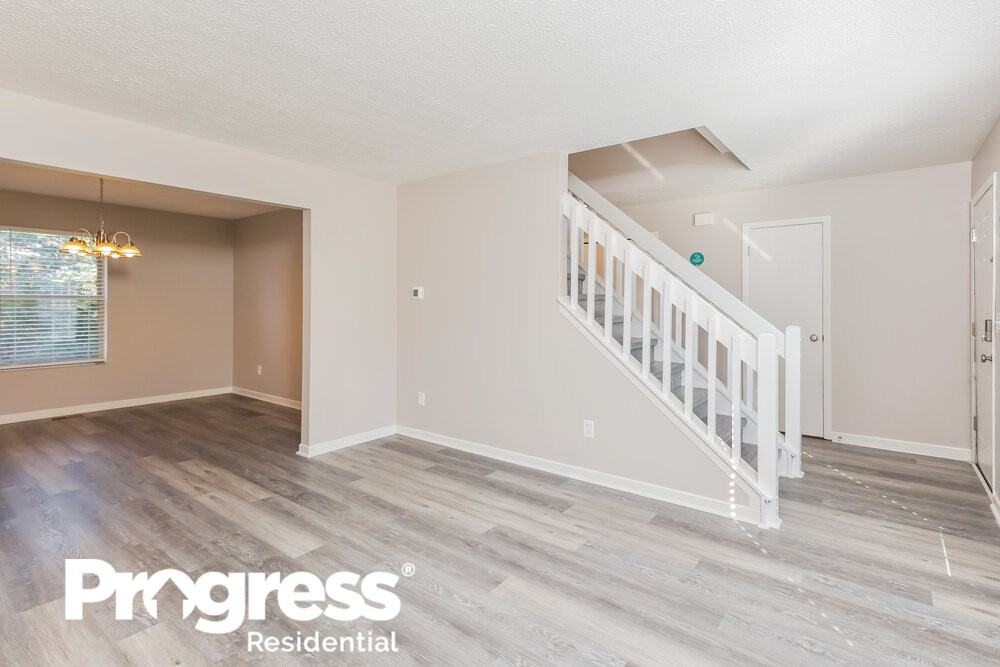 2615 Copperwood Rd - Photo 2 of 15