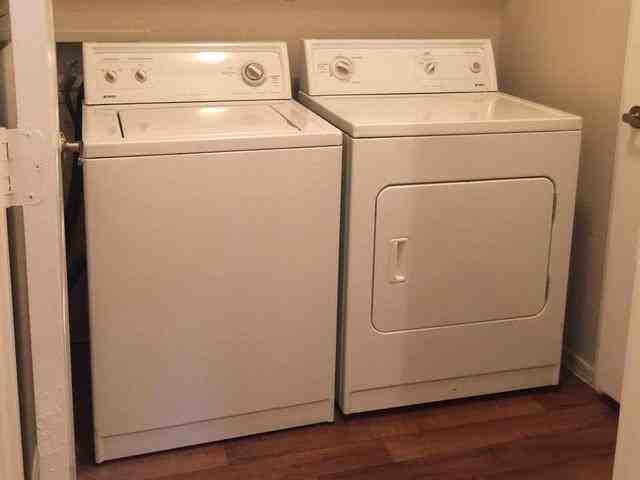 2855 E Broadway Rd - Photo 4 of 17