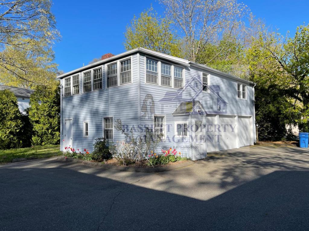 84 Linden Ave - Photo 2 of 25