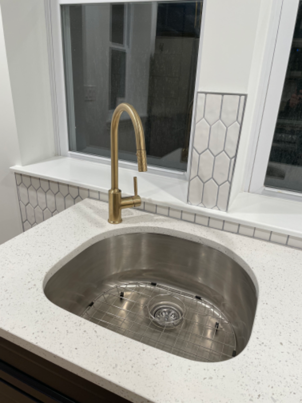 1541 S Etting St - Photo 5 of 36