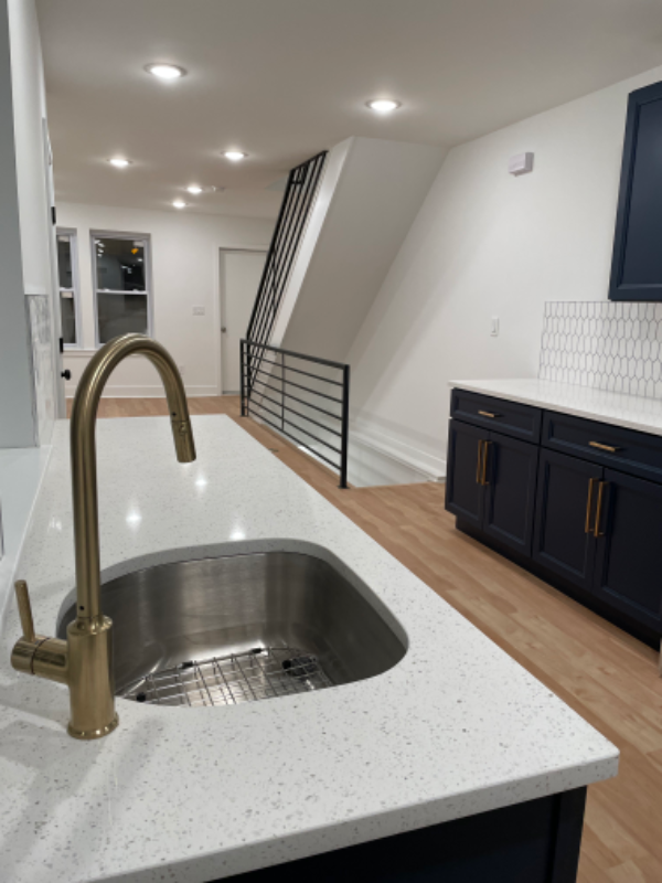 1541 S Etting St - Photo 7 of 36