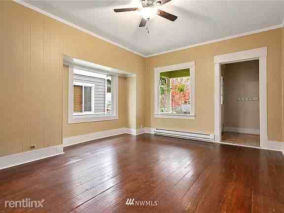 2320 King St - Photo 2 of 3