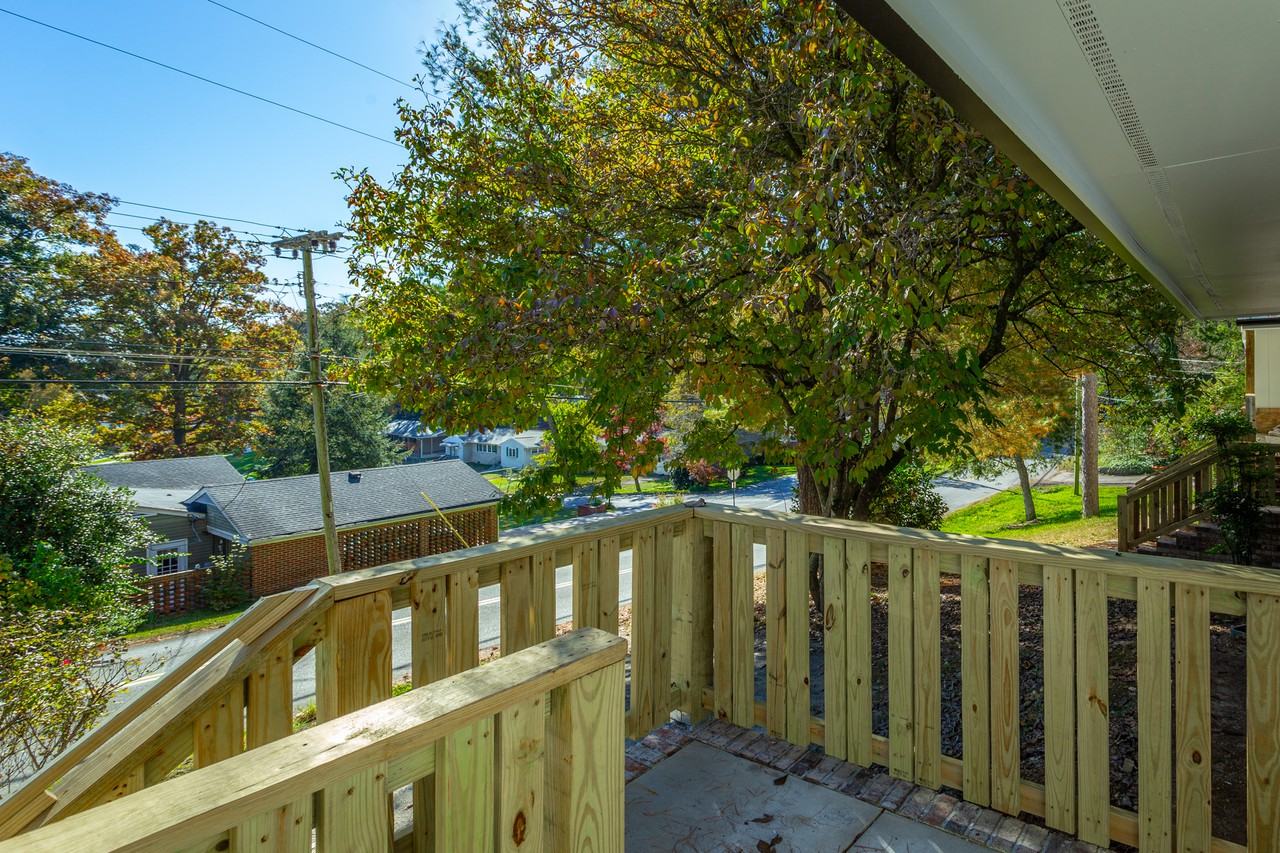 845 Donaldson Road - Photo 3 of 30