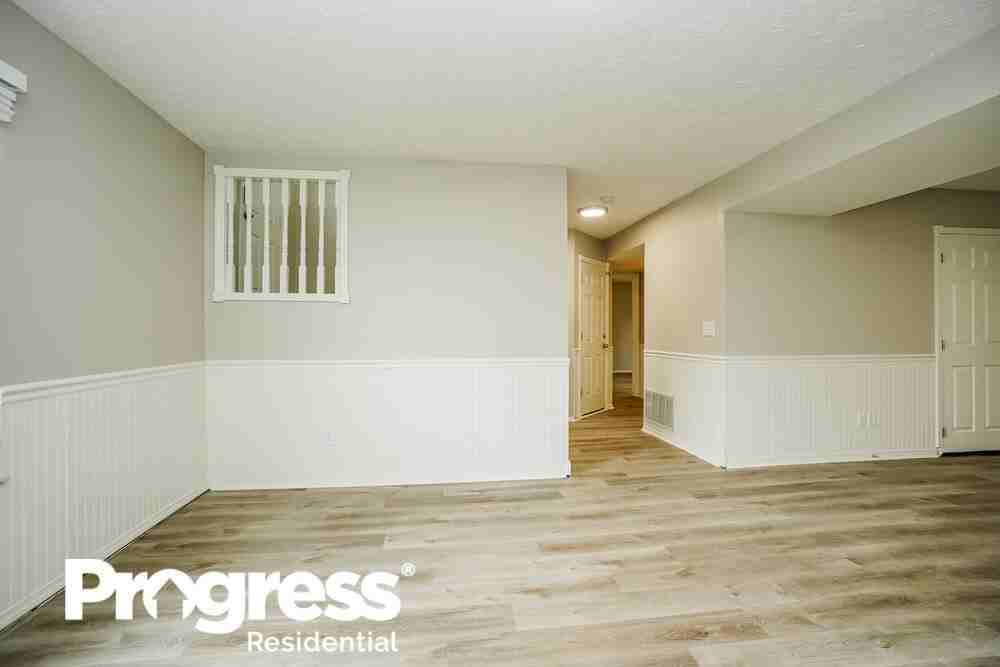 20 W Fieldstone - Photo 3 of 9