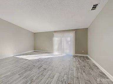 7806 Royal Stewart Dr - Photo 2 of 12