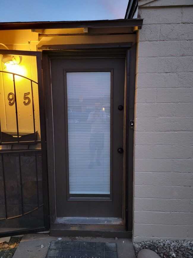 795 E 1st Pl #Az - Photo 3 of 10