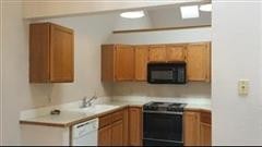 627 Shannon St - Photo 2 of 13