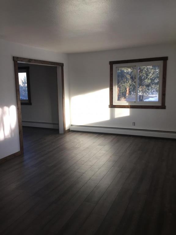 1355 Goodrich Dr - Photo 4 of 17