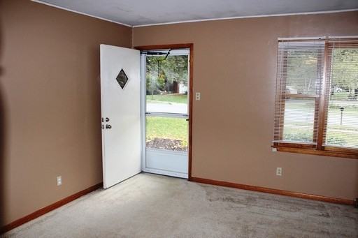 1908 Browning Ave - Photo 2 of 18