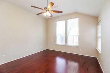 8321 Riversprings Dr - Photo 3 of 5