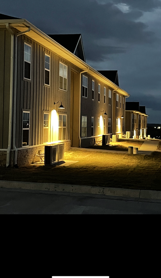 984 Dove Road - 101 #101-2BD - Photo 2 of 26