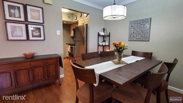 109 River Rd - Photo 3 of 12