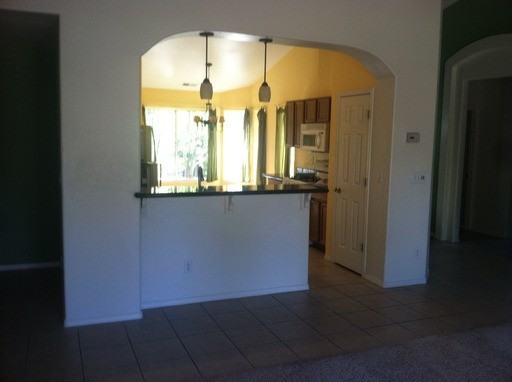 1052 W Lil Ben Trail - Photo 2 of 3