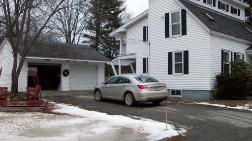 4 Rowe Ln - Photo 2 of 9