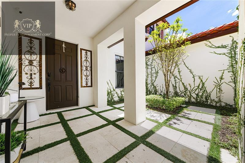 3291 Northwest 82nd Way - Photo 2 of 25