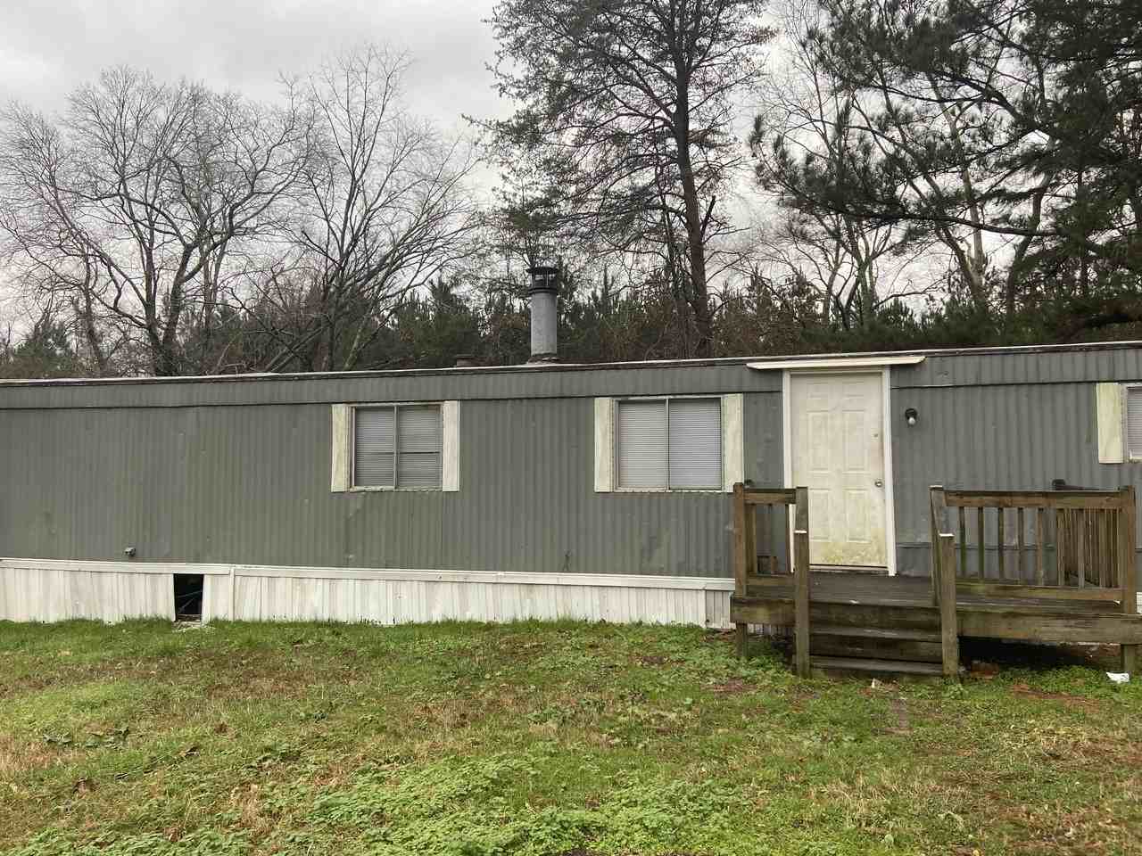 3675 Lindsey Memorial Road - Photo 2 of 20