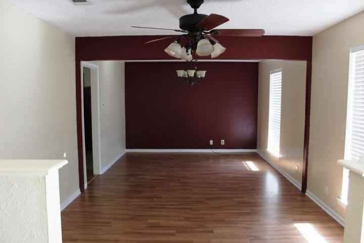 108 Eagle Drive - Photo 2 of 8