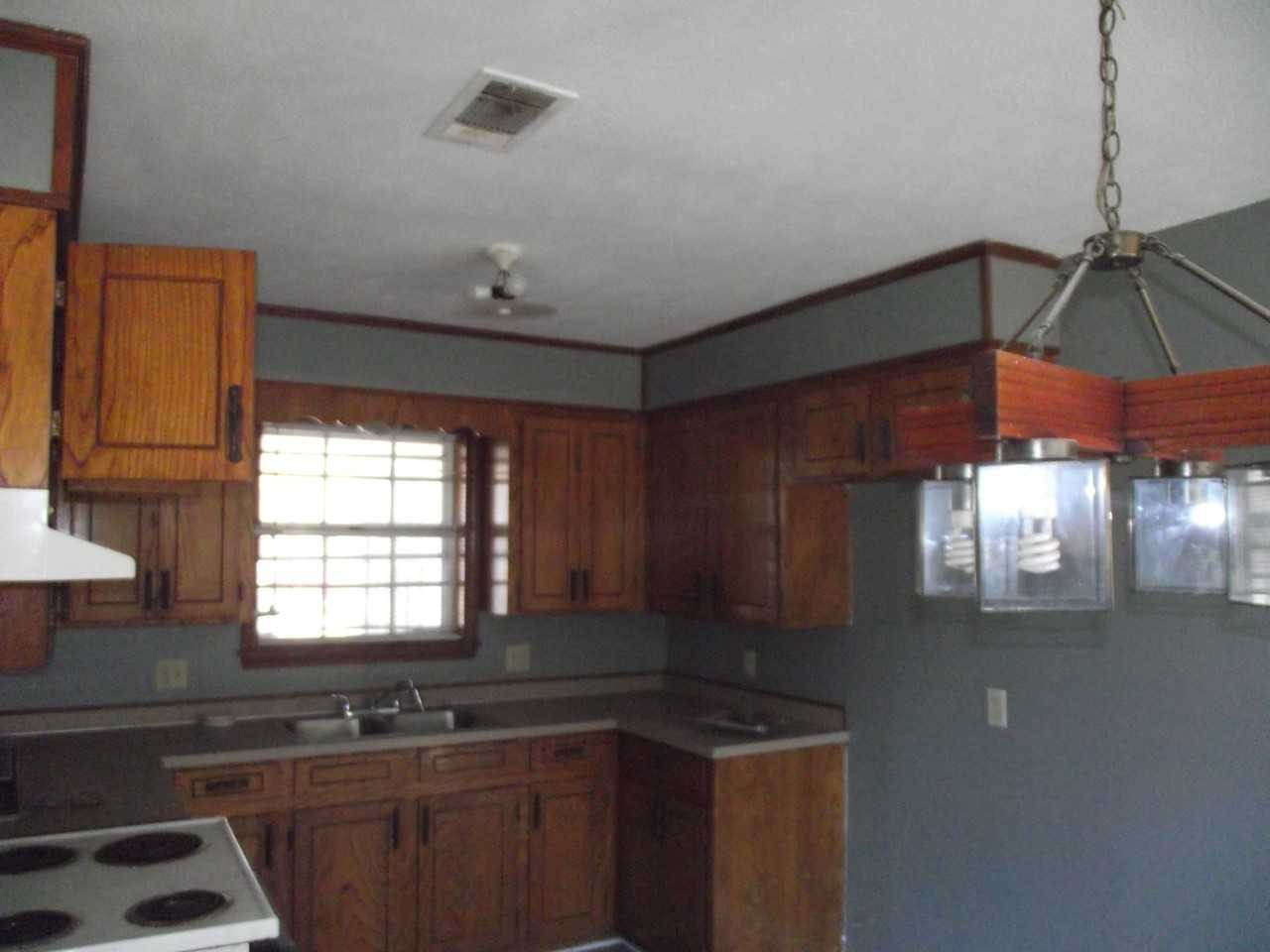 1759 South Louisiana Avenue - Photo 2 of 7