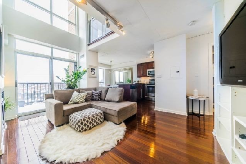 800 King Street West #815 - Photo 2 of 12
