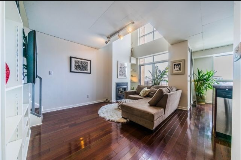 800 King Street West #815 - Photo 3 of 12