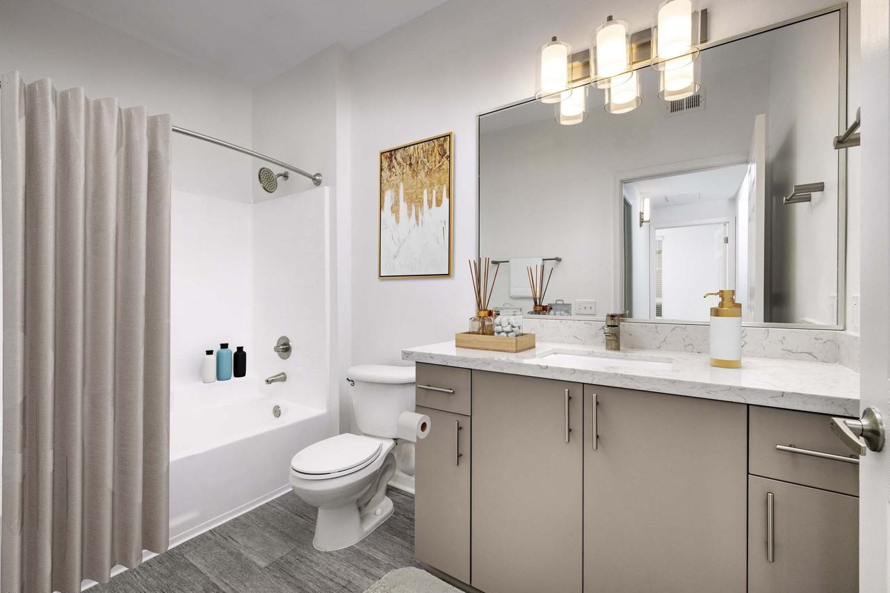 Camden Landmark - Photo 5 of 38