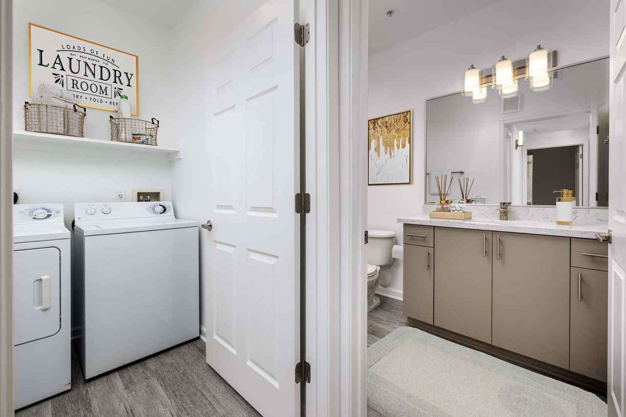 Camden Landmark - Photo 6 of 38