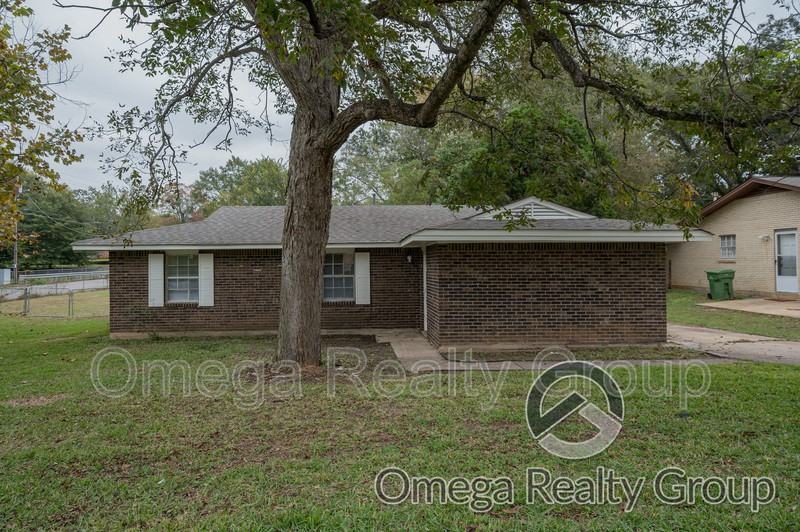 522 Glade Park Dr - Photo 2 of 39