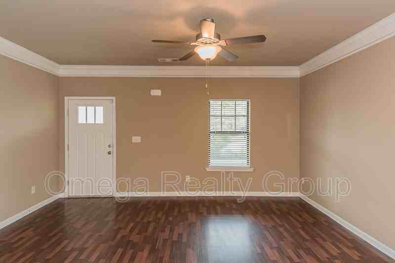 124 Enclave Ave - Photo 7 of 45