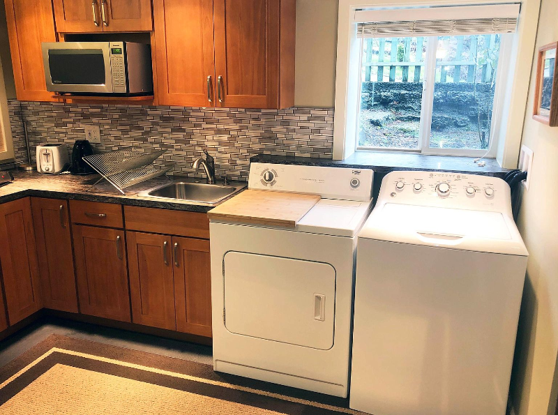 3305 Constitution Ave Ne #2B - Photo 3 of 12