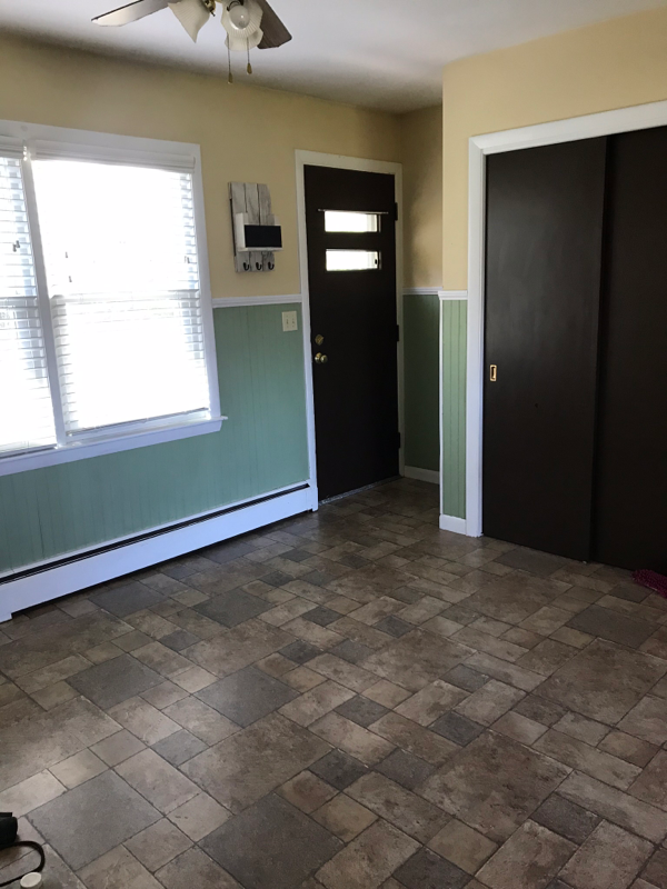 189 Russell St - Photo 3 of 8