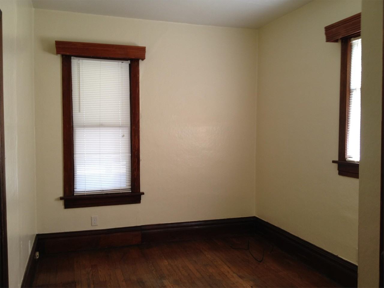 518 Locust St #518 - Photo 2 of 11