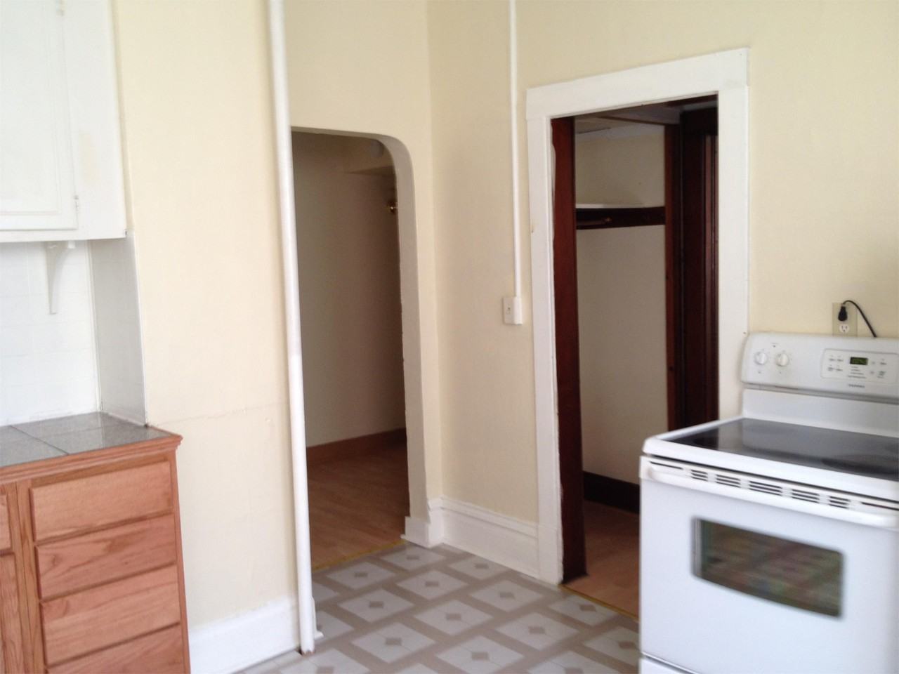 518 Locust St #518 - Photo 7 of 11