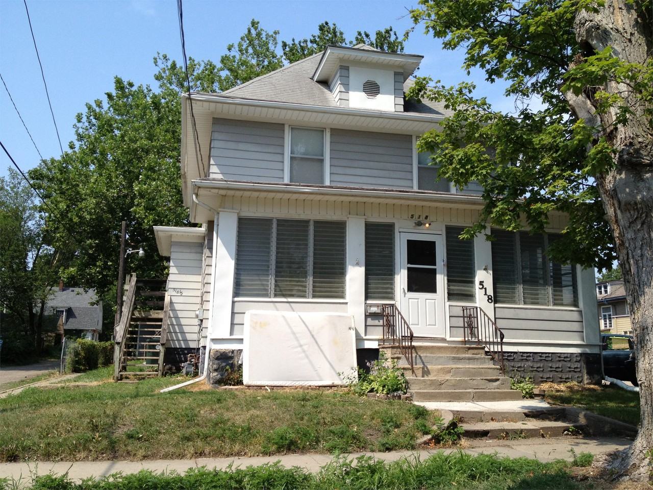 518 1/2 Locust St #1-2 - Photo 5 of 5