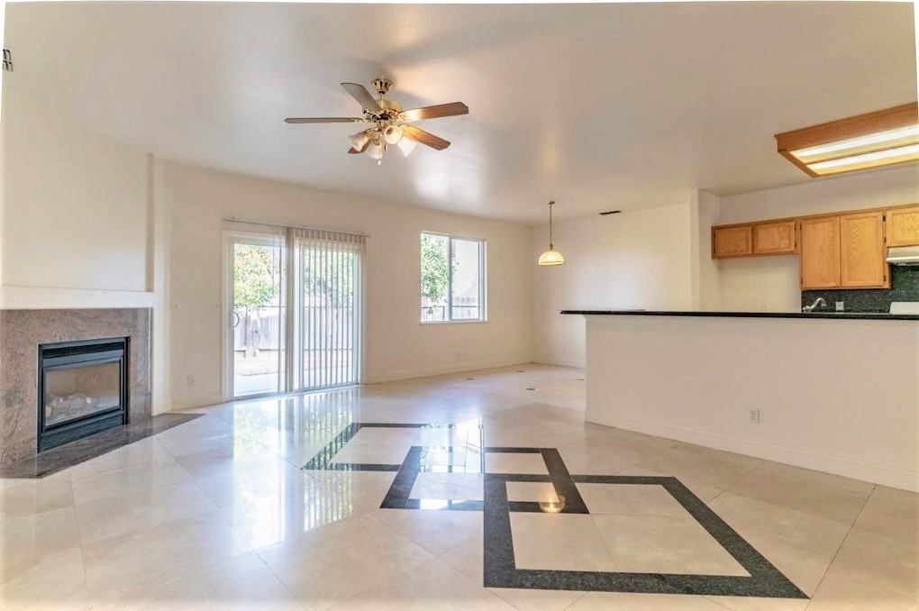 1727 Wingfoot Dr #1 - Photo 4 of 14