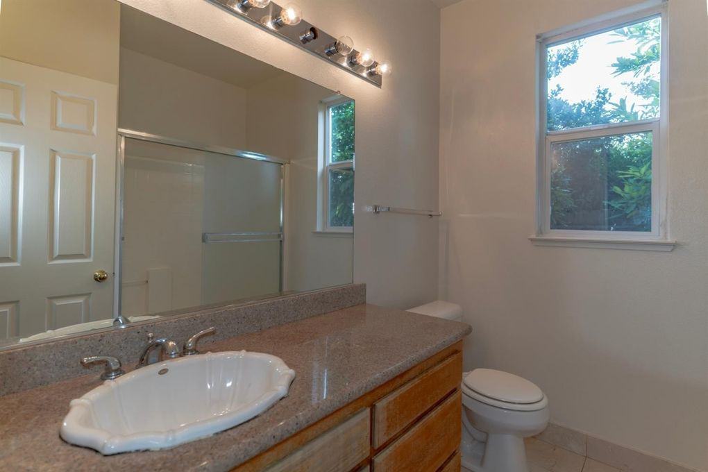 1727 Wingfoot Dr #1 - Photo 7 of 14