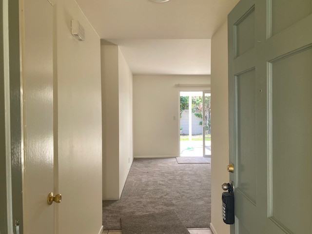 932 S Figueroa St #1 - Photo 3 of 10