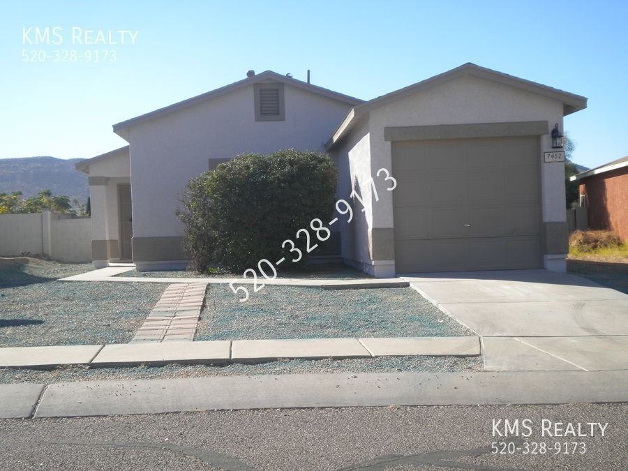 7452 S Nevil Dr - Photo 2 of 29