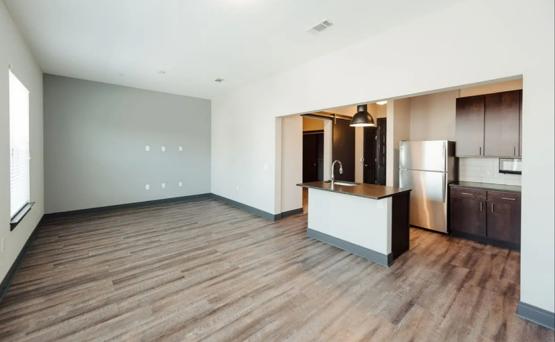 1226 2nd Ave N - Photo 2 of 10