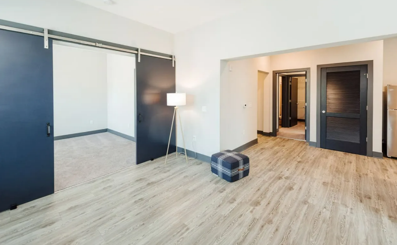 1226 2nd Ave N - Photo 3 of 10