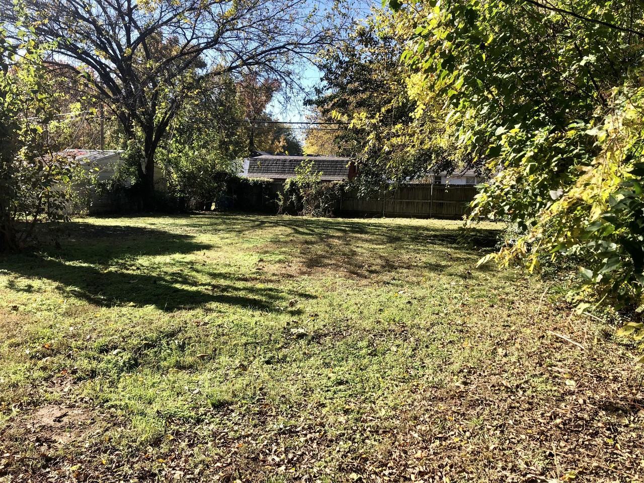 3342 S Marion Ave #1 - Photo 3 of 10