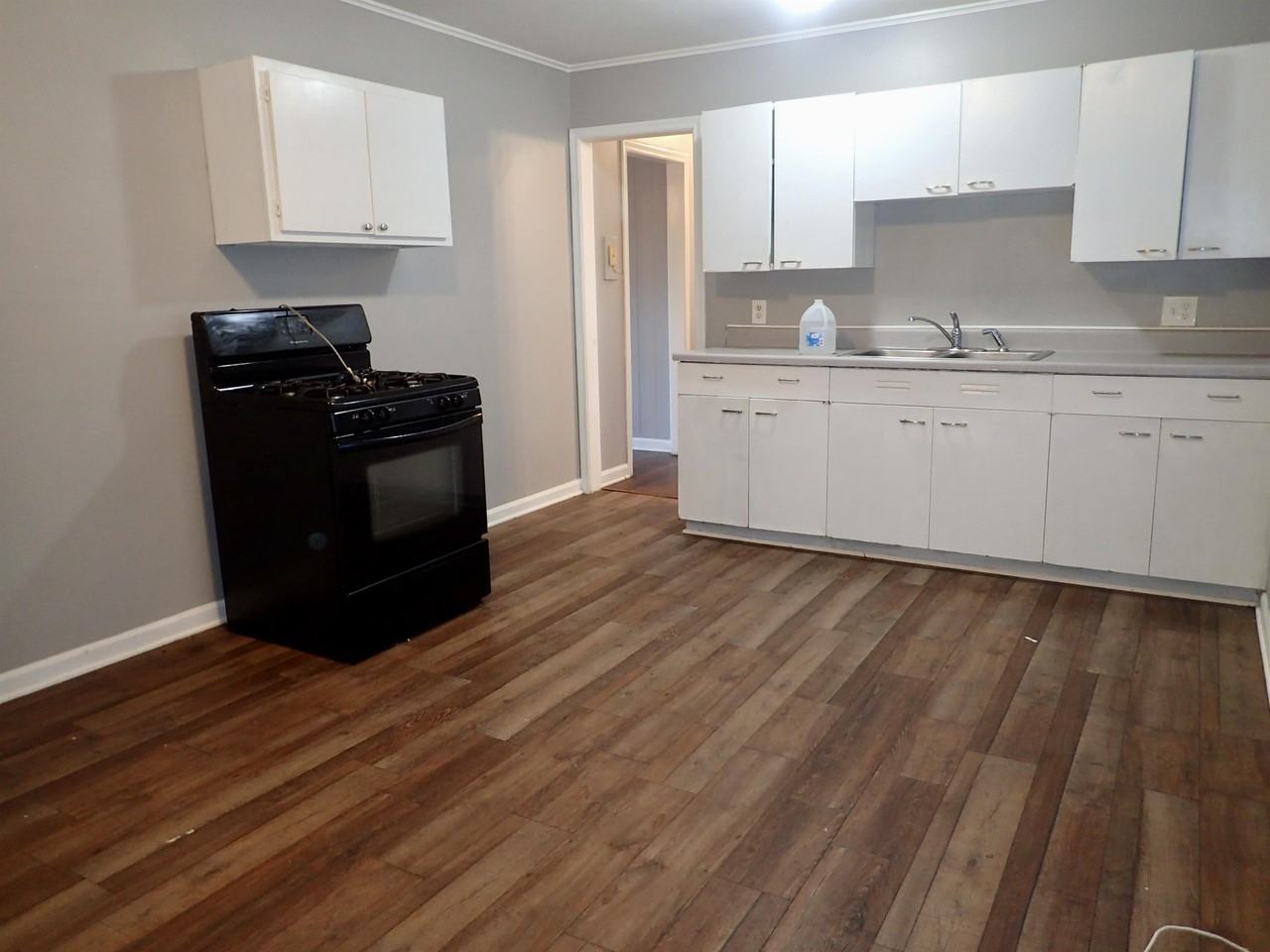 3342 S Marion Ave #1 - Photo 6 of 10