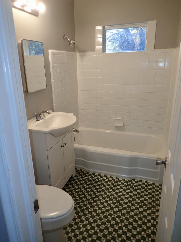3342 S Marion Ave #1 - Photo 7 of 10