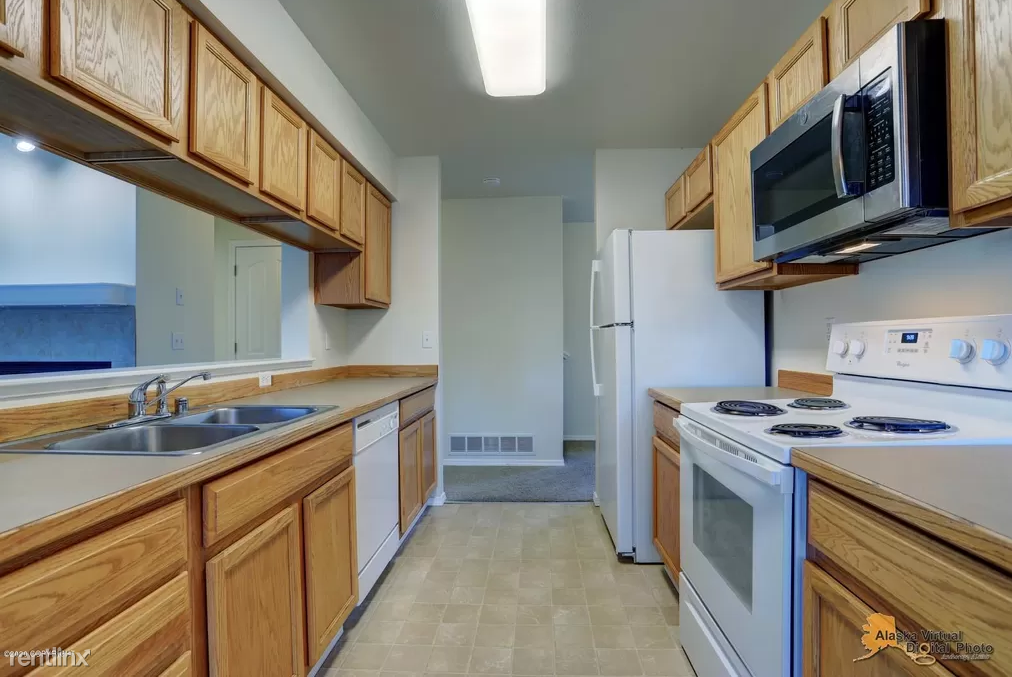 8802 E Central Park Cir #1 - Photo 2 of 10