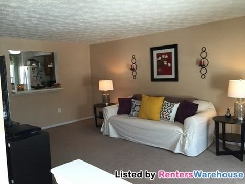 9754 Red Clover Ct - Photo 3 of 15