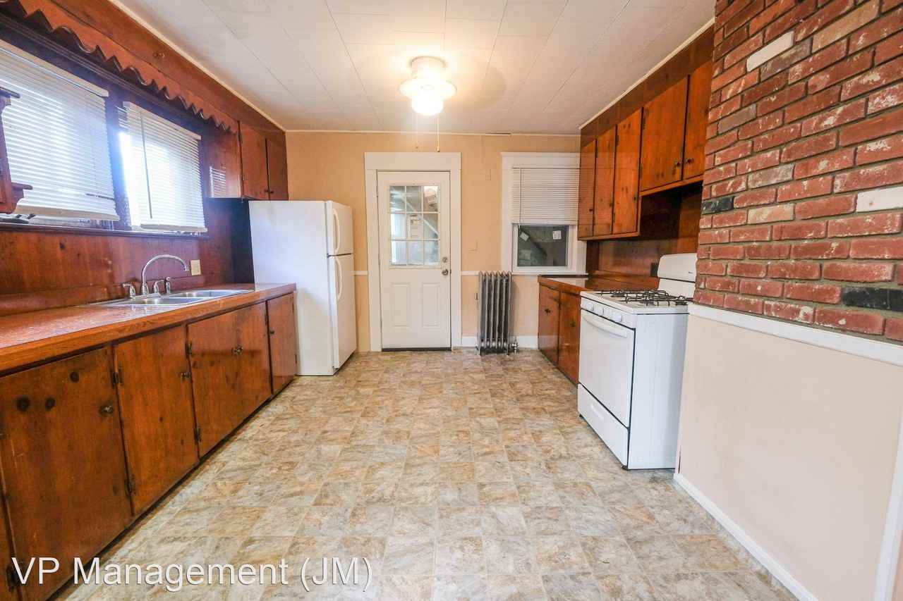 27-29 Queen Ave. - Photo 2 of 11