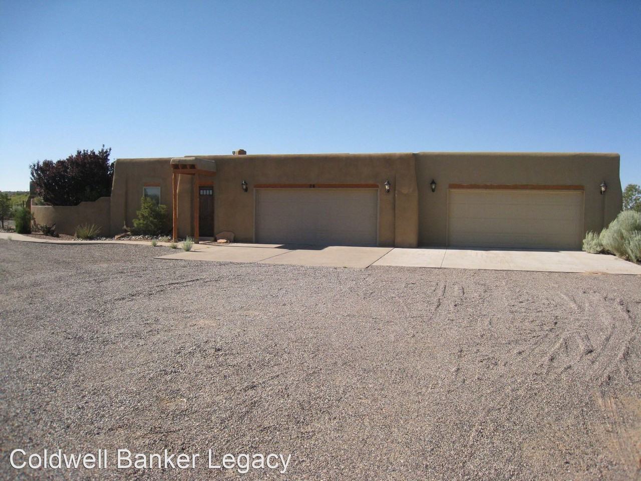 24 El Dorado Rd - Photo 3 of 19