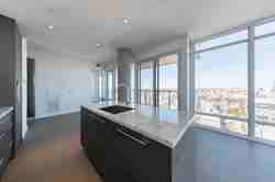 488 University Ave #3802