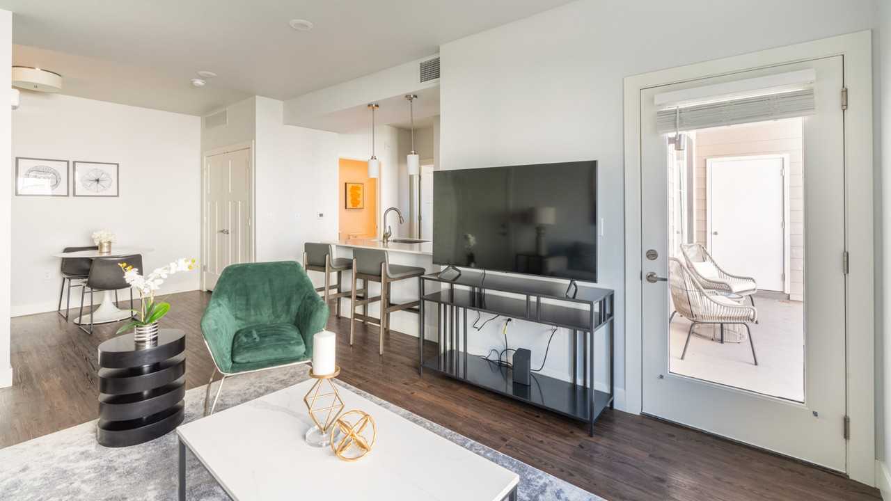 17900 E 56th Ave.625210 #3-213 - Photo 2 of 27